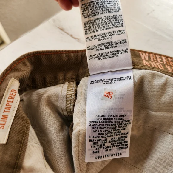 Dockers Alpha Slim Tapered Khakis Men's 38x32 - Picture 5 of 8